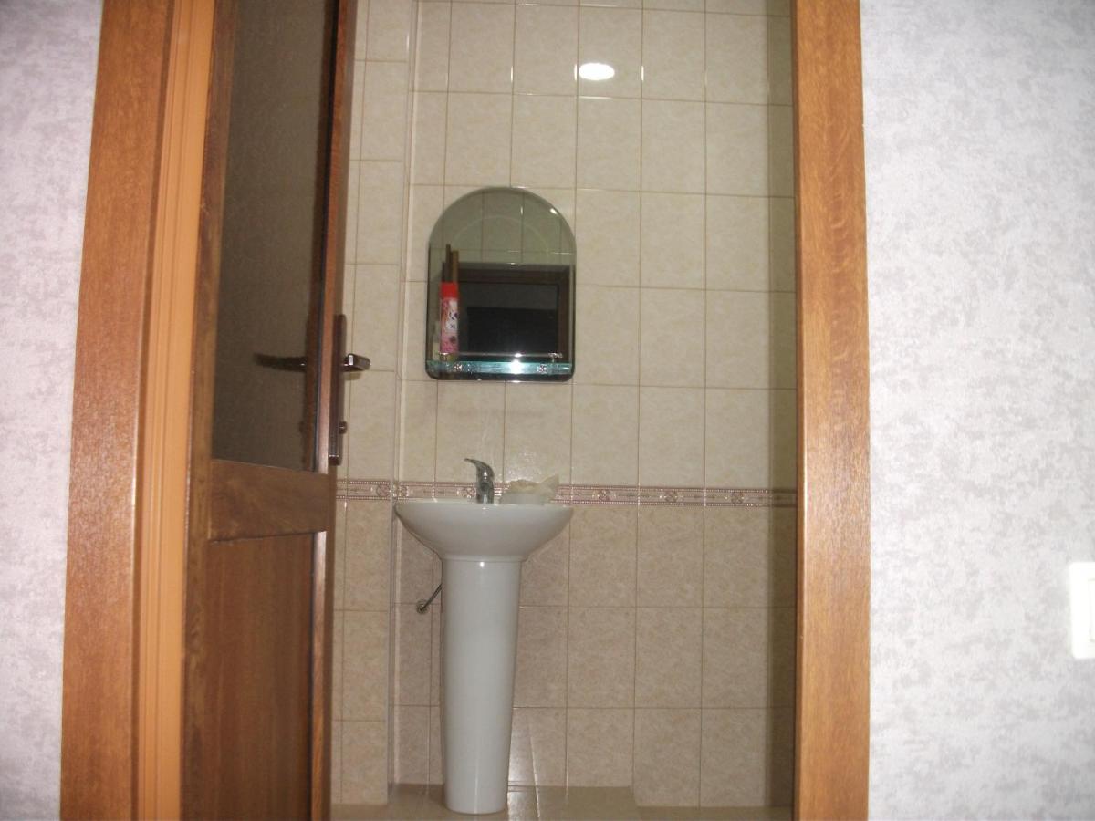 Guesthouse On Kabardinskaya 139A กากรา ภายนอก รูปภาพ