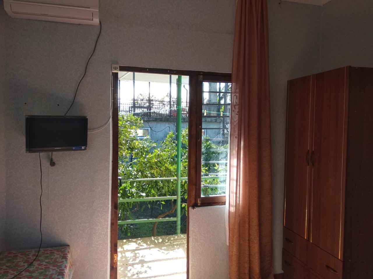 Guesthouse On Kabardinskaya 139A กากรา ภายนอก รูปภาพ