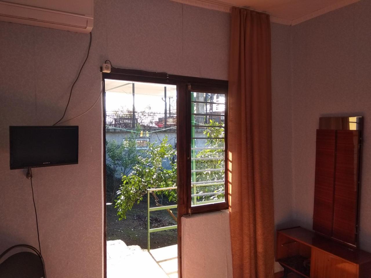 Guesthouse On Kabardinskaya 139A กากรา ภายนอก รูปภาพ